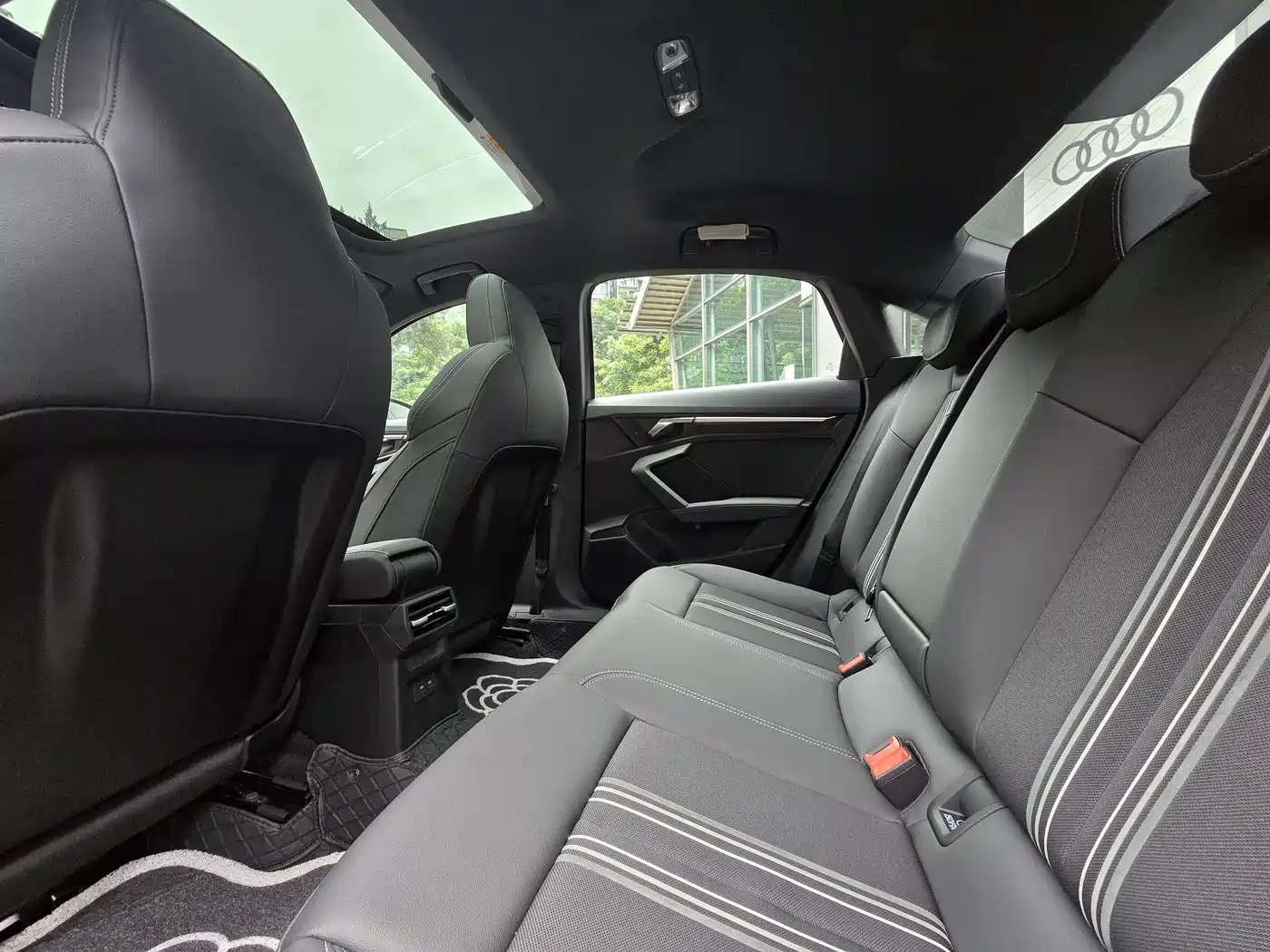 Audi A3 2024 Model A3L Limousine 35 TFSI Fashion Sport фото 19