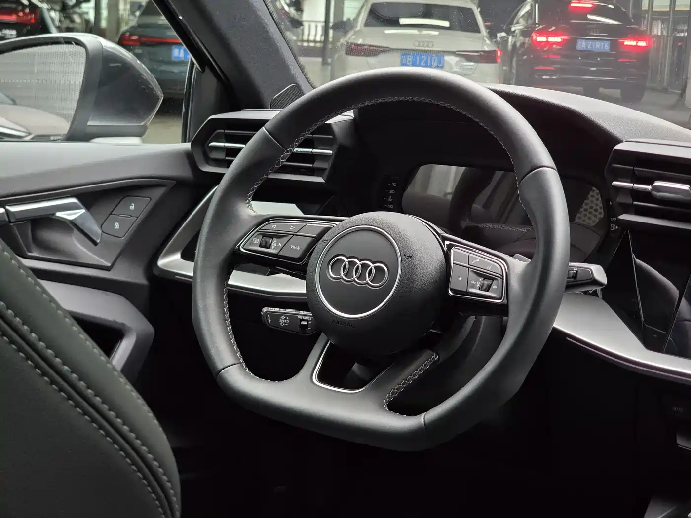 Audi A3 2024 Model A3L Limousine 35 TFSI Fashion Sport фото 15