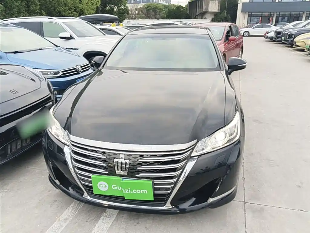 Toyota Crown 2015 2.0T Fashion фото 3