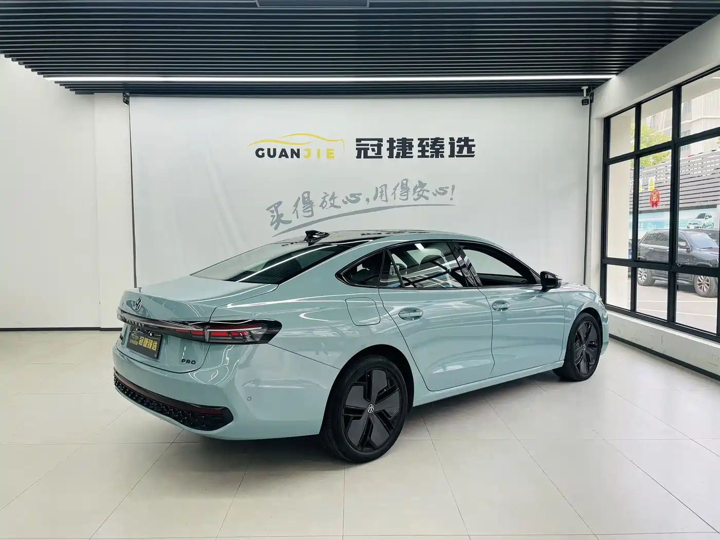 Volkswagen Passat 2025 Model Pro 380TSI Starlight Dragon Premium Edition фото 17