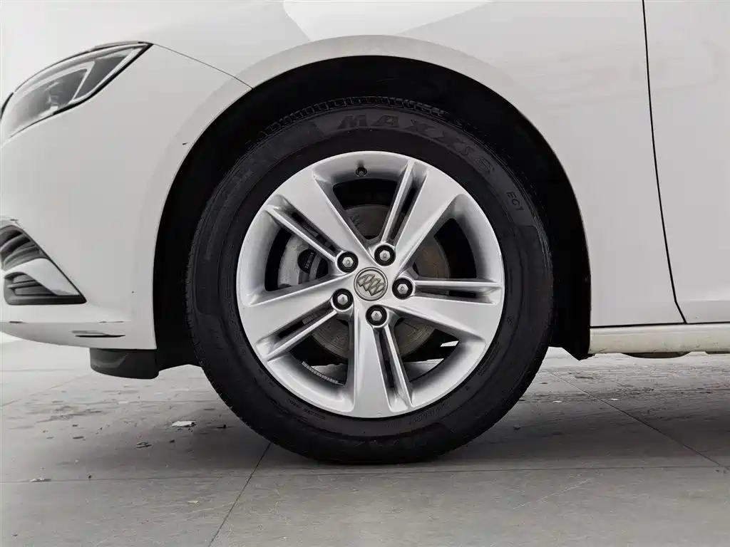 Buick Regal 2017 20T Elite Type фото 17