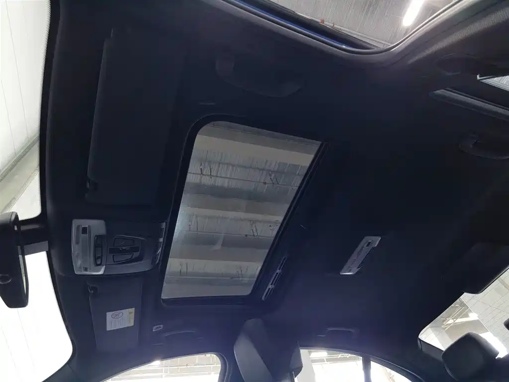 BMW 3 Series 2018 320i M Sport Package фото 14