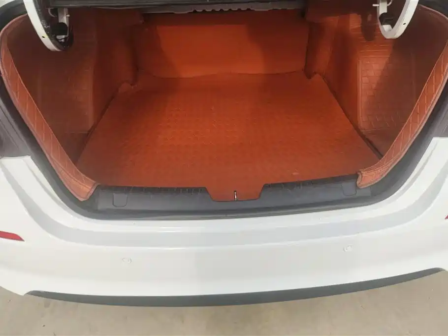 Chevrolet Cavalier 2019 320 Auto Sunroof Enjoyment Edition фото 4