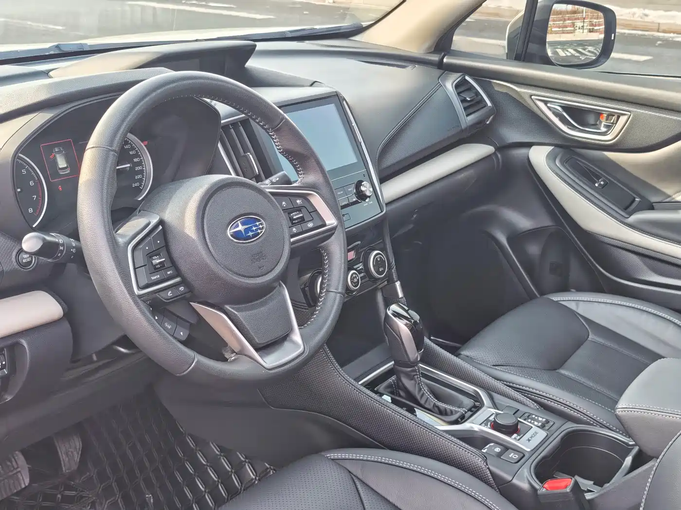 Subaru Forester 2022 2.0i AWD Luxury Edition with EyeSight фото 9
