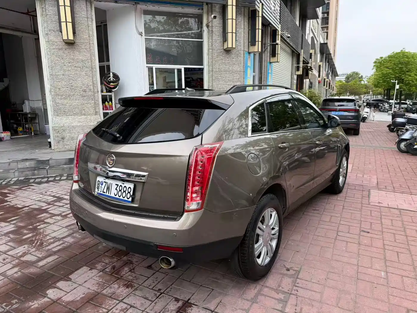 Cadillac SRX 2015 3.0L Comfort фото 7