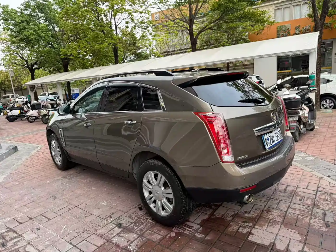 Cadillac SRX 2015 3.0L Comfort фото 8