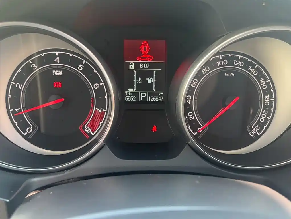 MG GT 2016 2015 1.4TGI TST Dual-Clutch Luxury Edition