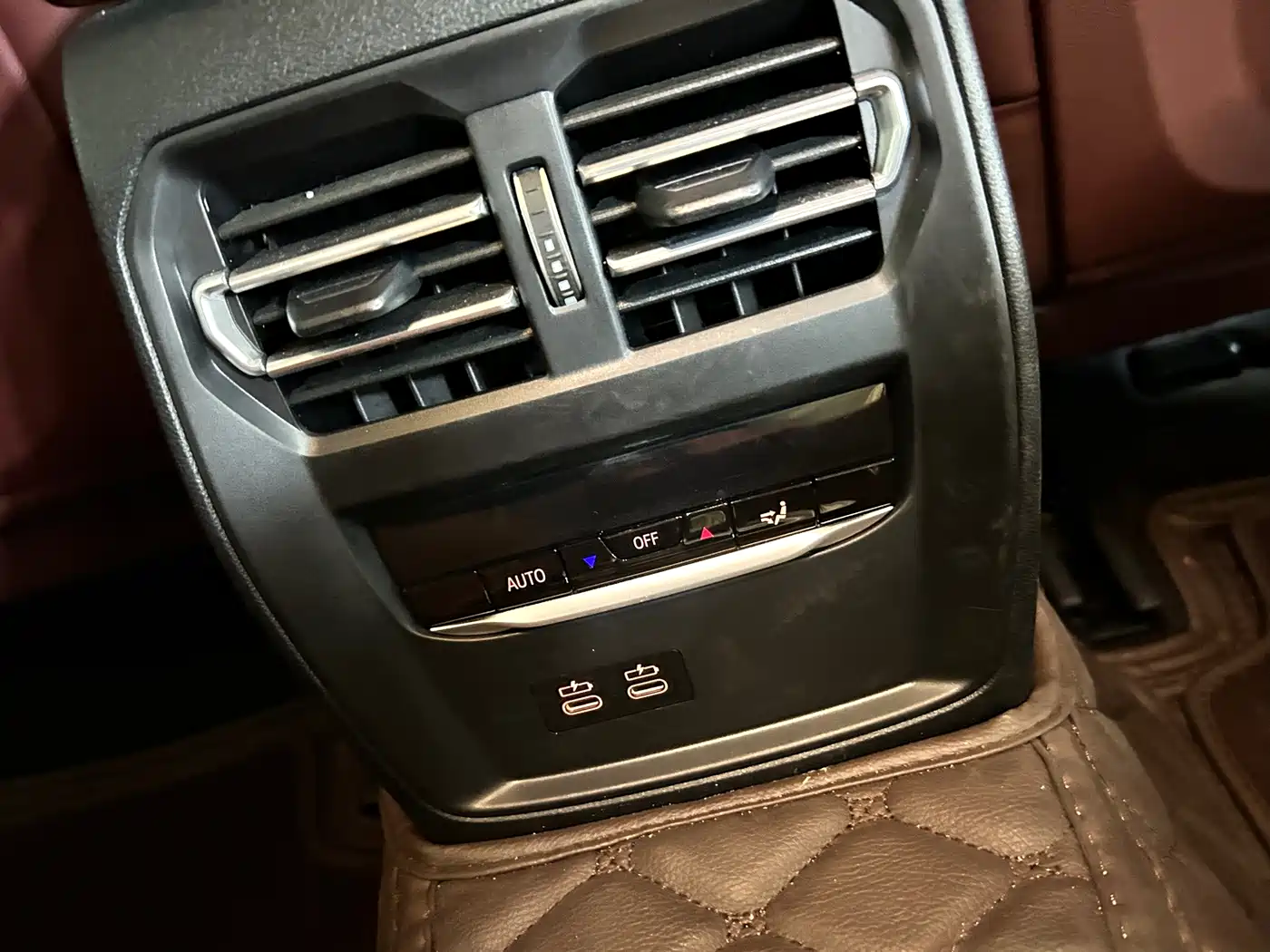 Фото 10 - BMW 3 Series