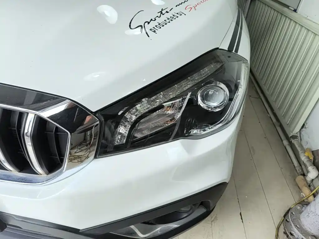 Suzuki Xiaotu 2017 2017 1.6L CVT 2WD Urban Progressive Edition