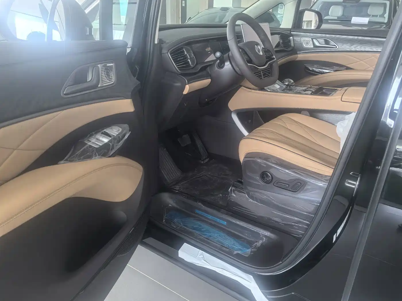 Denza D9 2026 2024 EV 620 Premium