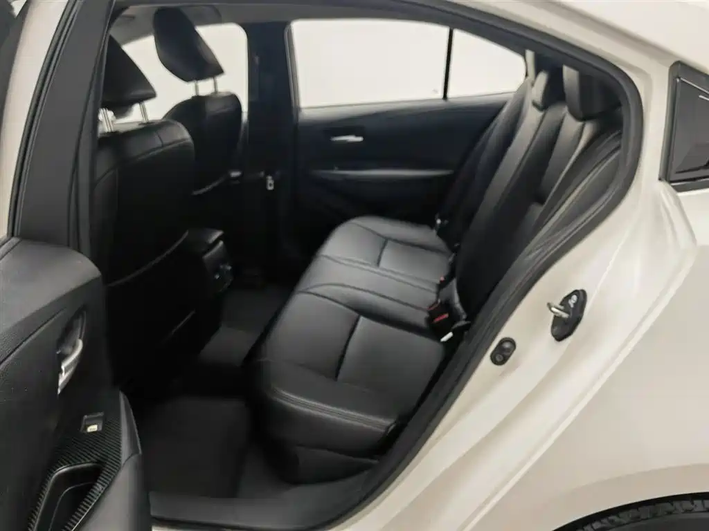 Toyota Corolla 2023 1.8L Smart Hybrid Dual Engine Pioneer Edition фото 15