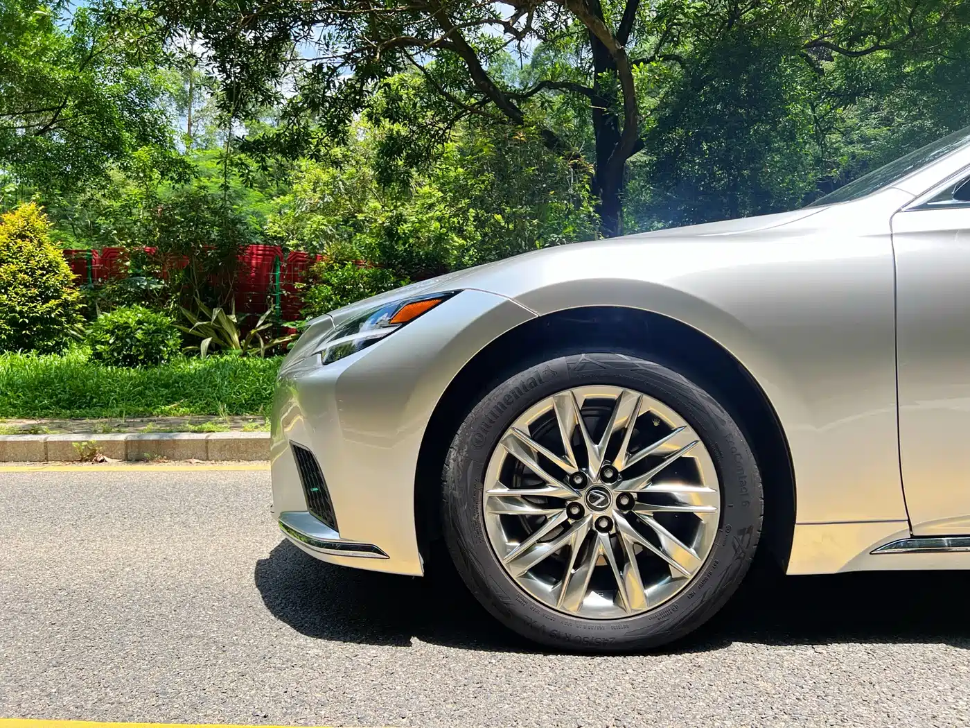 Lexus LS 2022 2021 500h Luxury Edition