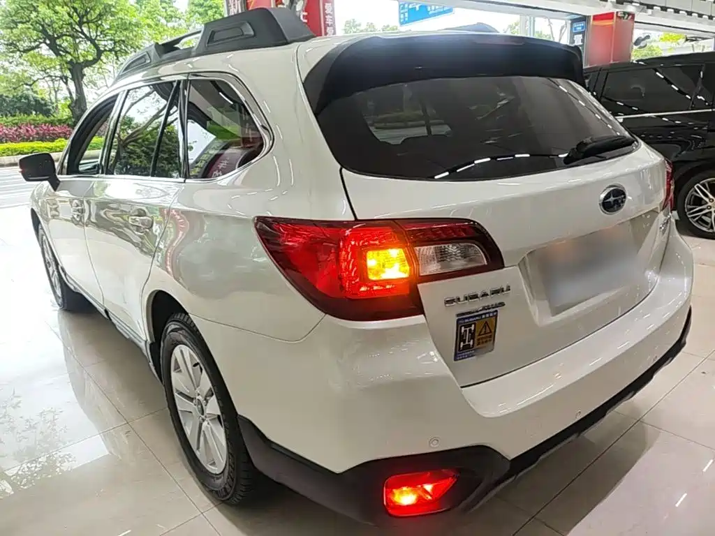 SUBARU OUTBACK