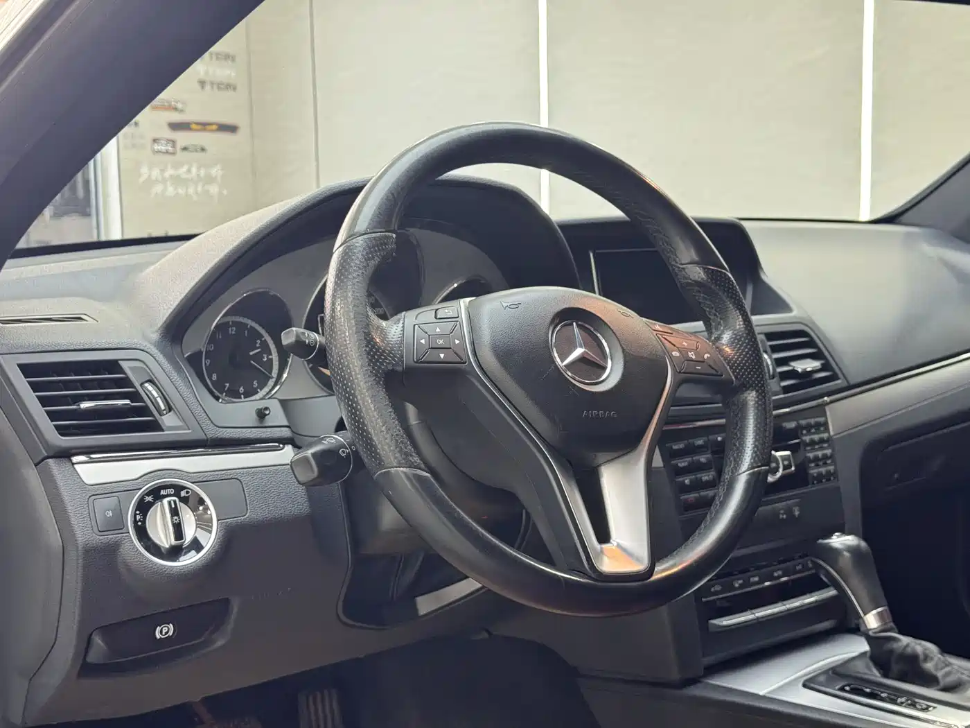 Mercedes-Benz E-Class (Import) 2012 E 260 CGI Coupe фото 9