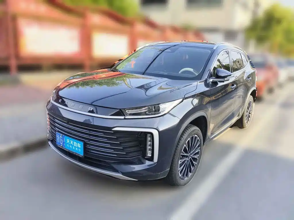 Exeed Lingyun 2025 2025 300T 2WD Starlight Edition