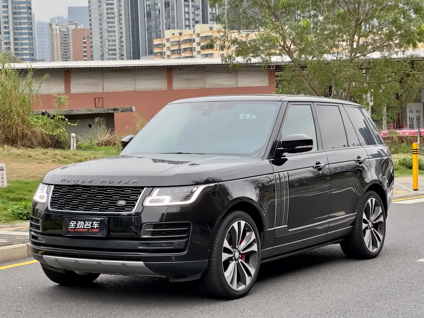 LAND ROVER RANGE ROVER