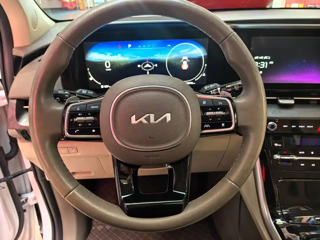 Kia Carnival 2022 2021 2.0T Flagship Edition
