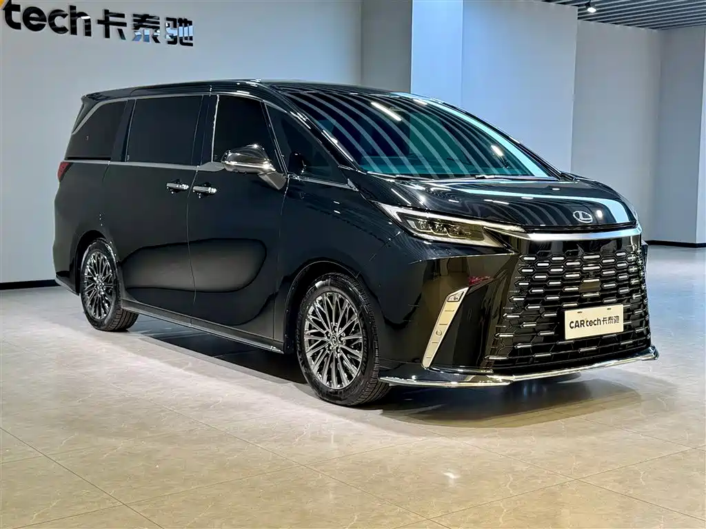 Lexus LM 2023 350h 7-Seater Elegance Edition фото 2