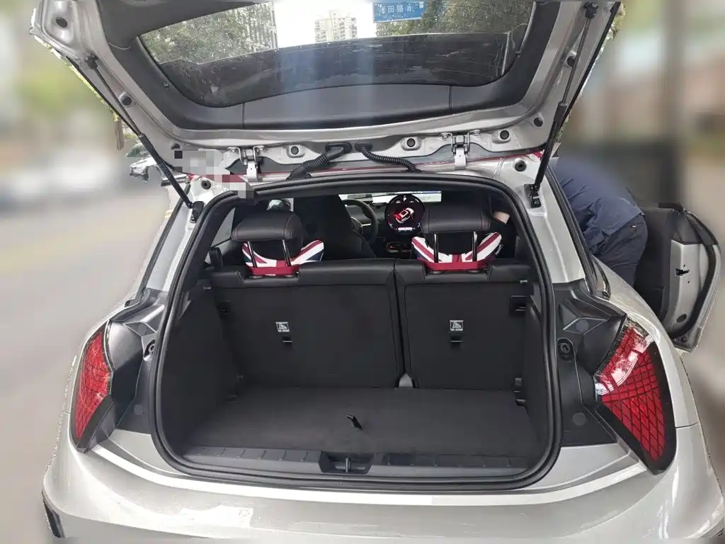 MINI Electric MINI JCW 2026 2026 JOHN COOPER WORKS