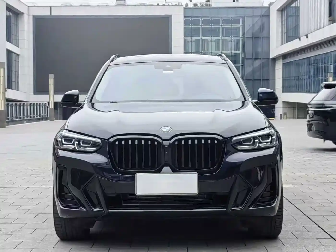 Photo 2 - BMW X3