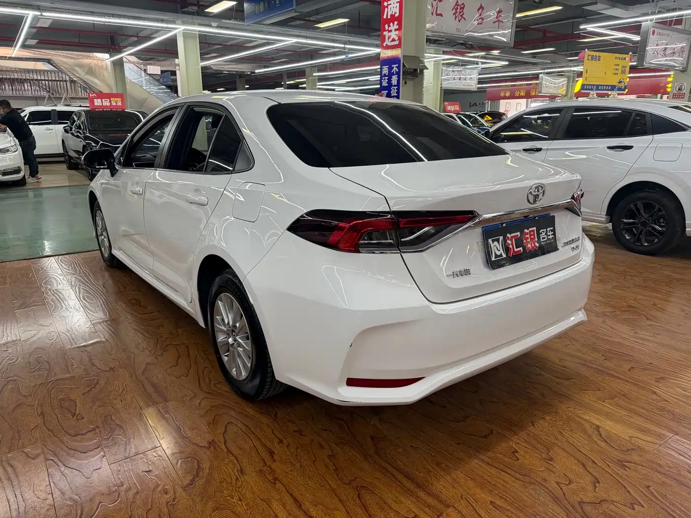 Toyota Corolla 2022 1.2T S-CVT Pioneer PLUS Edition фото 4