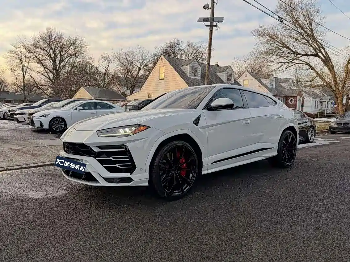 Lamborghini Urus 2018 4.0T V8