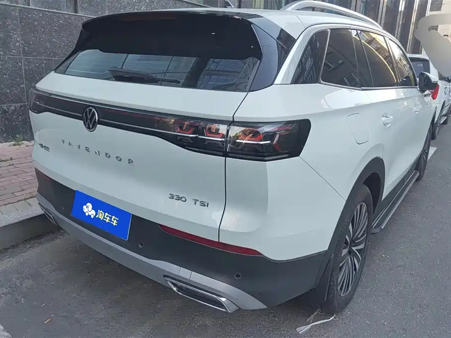 Volkswagen Talagon 2023 330TSI Luxury Touring Edition фото 3