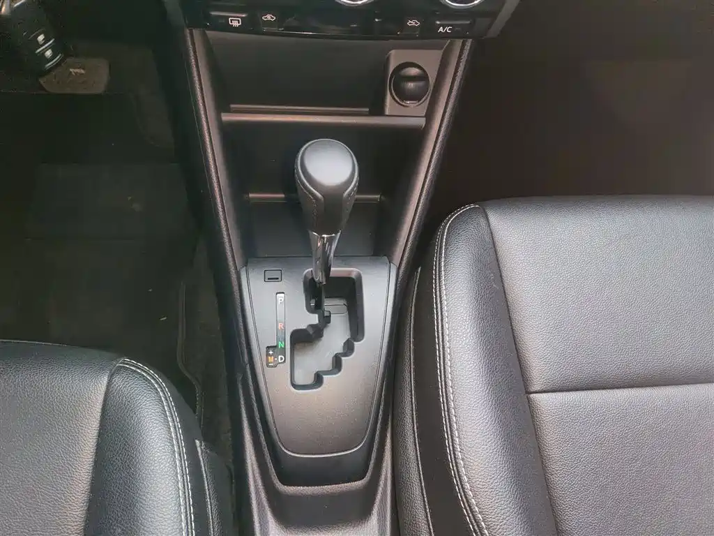 Toyota Vios FS 2017 1.5L CVT Fengchi Edition фото 10