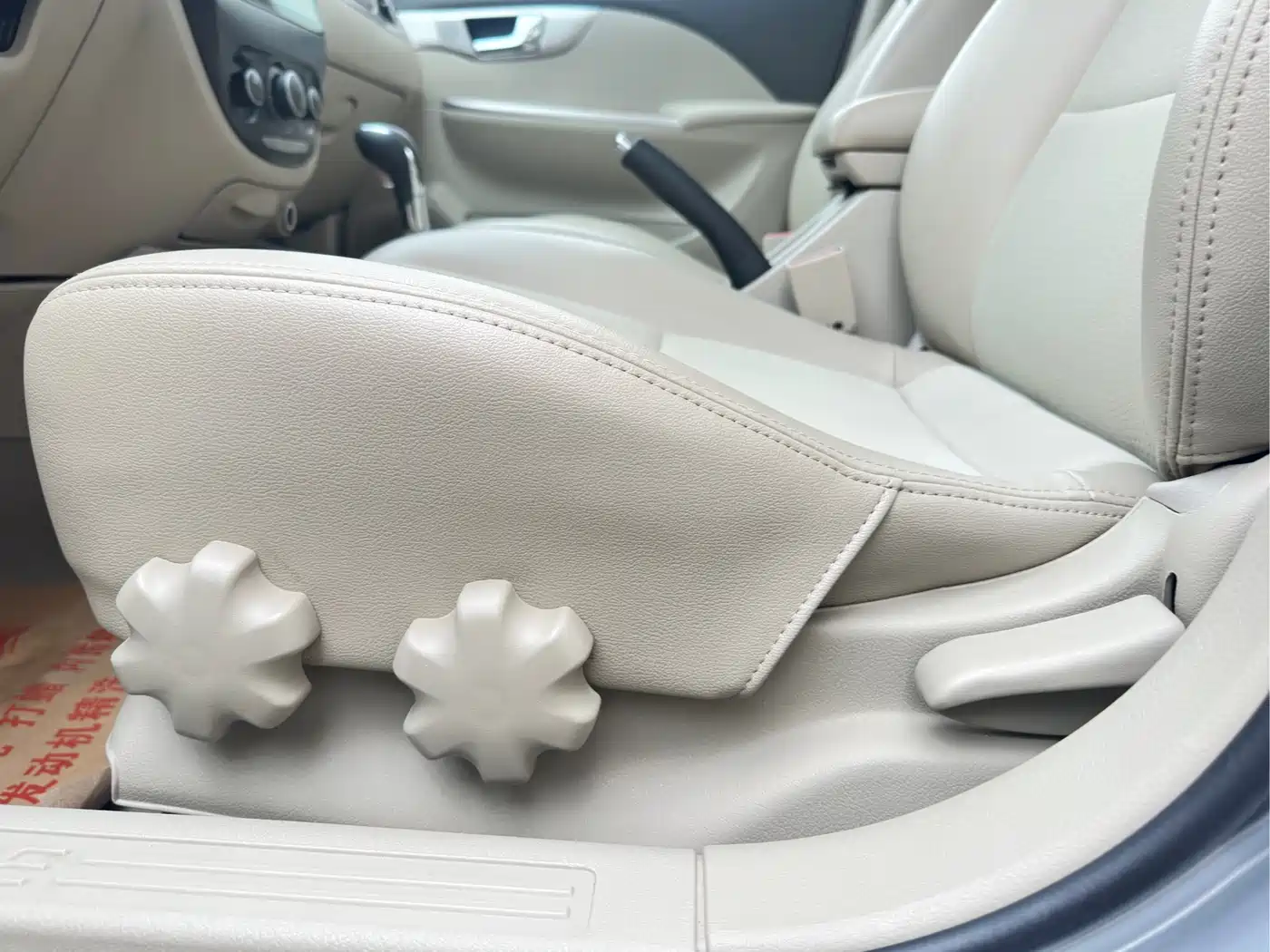 Buick Excelle 2015 1.5L Automatic Classic фото 17