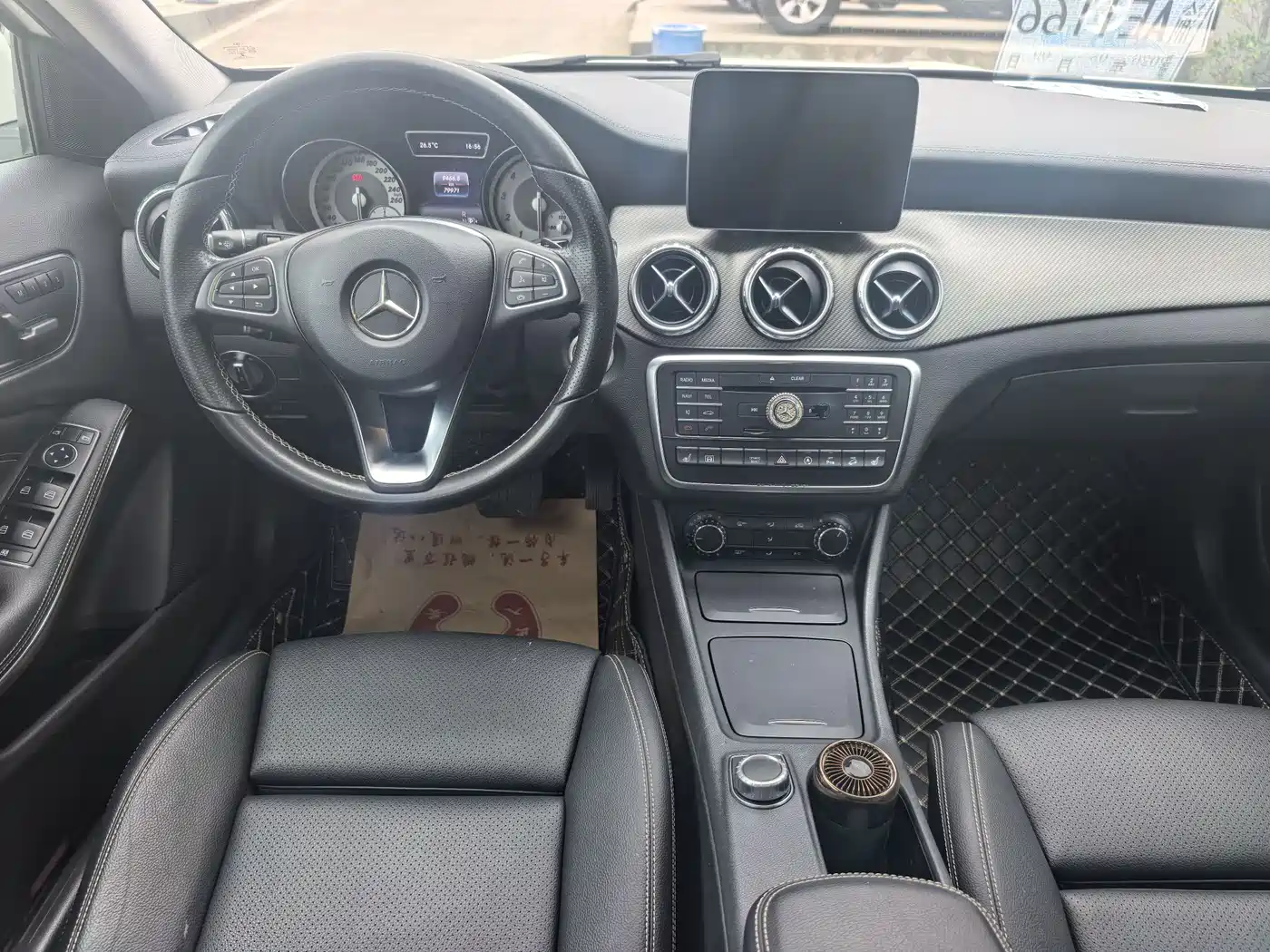 Mercedes-Benz GLA 2017 GLA 220 4MATIC Fashion фото 15