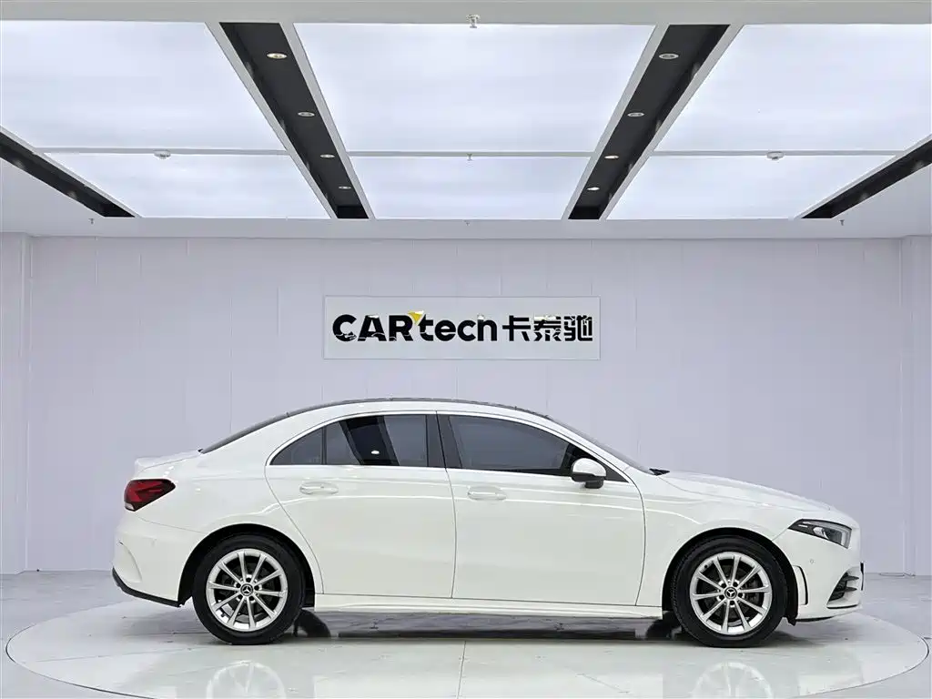 Mercedes-Benz A-Class 2020 Facelift A 200 L Sport Sedan Fashion фото 4