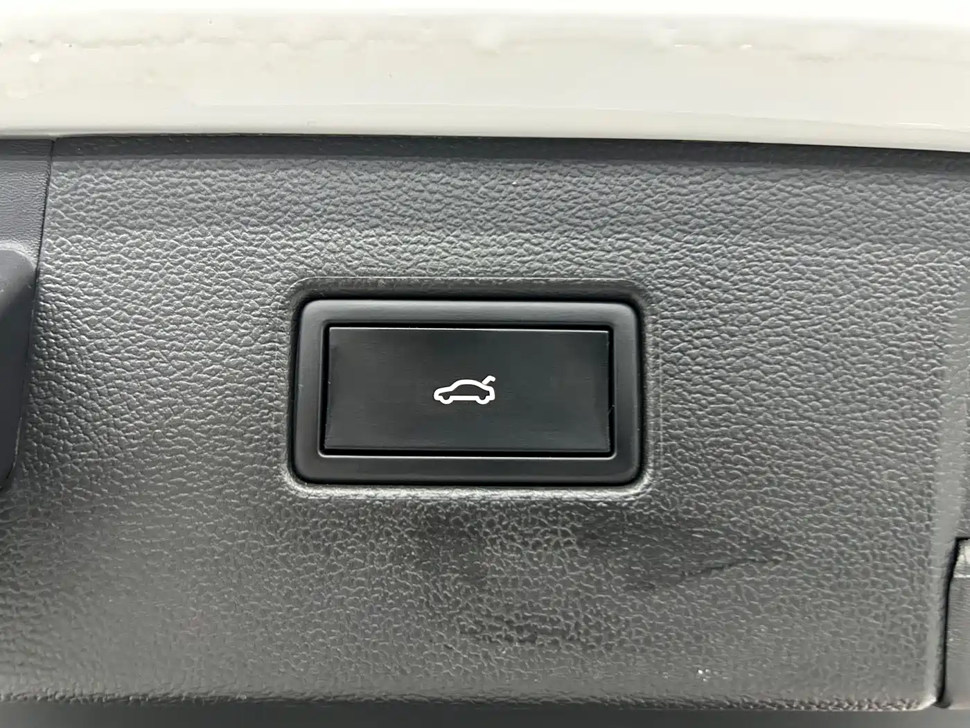Volkswagen Tayron 2023 280TSI 2WD Luxury Plus Advanced Edition фото 6