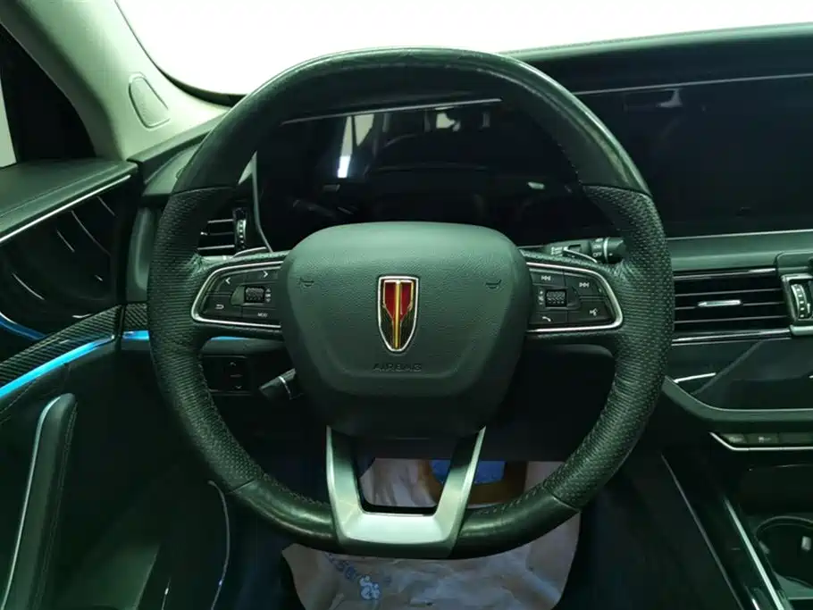 Hongqi HS5 2022 Facelift 2.0T Smart Flag Enjoyment Edition фото 15