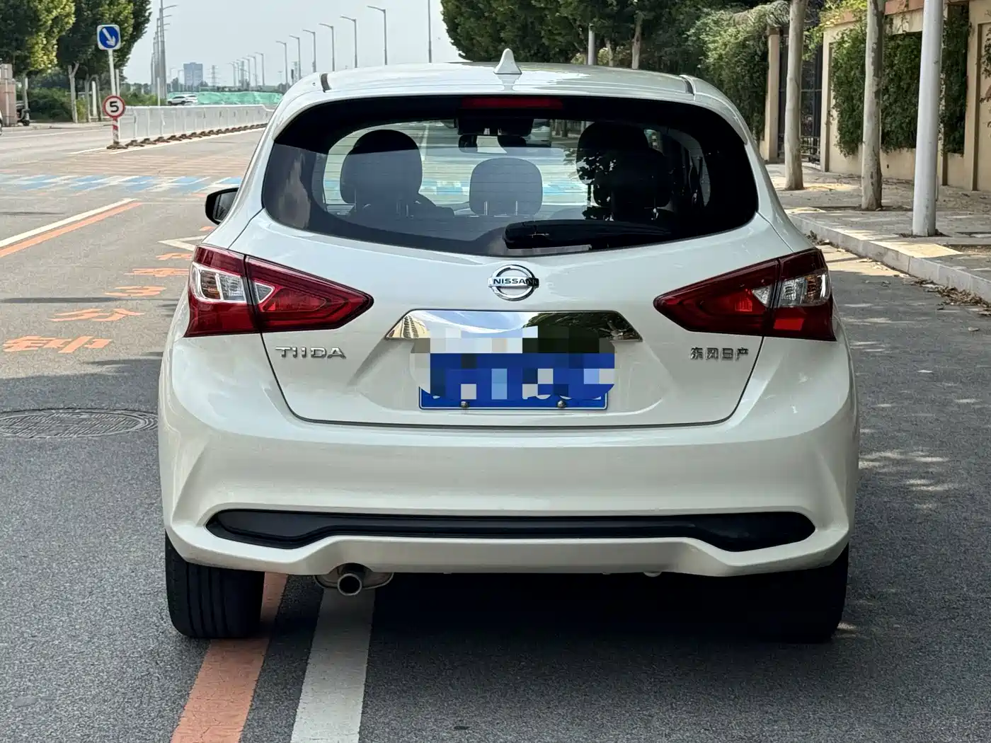 Nissan Tiida 2024 2024 1.6L CVT Smart Premium Edition