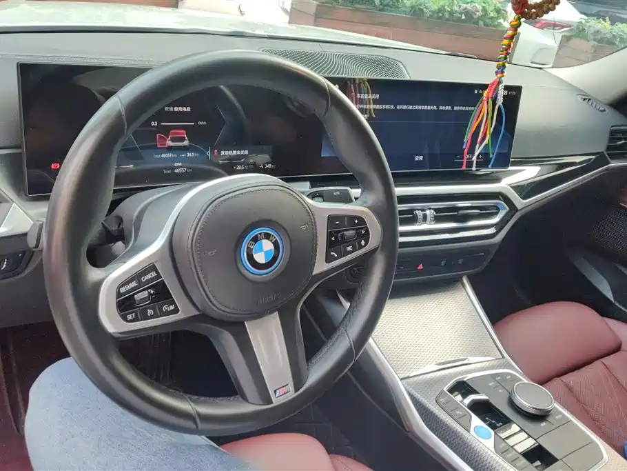 BMW i3 2022 eDrive 35 L фото 12