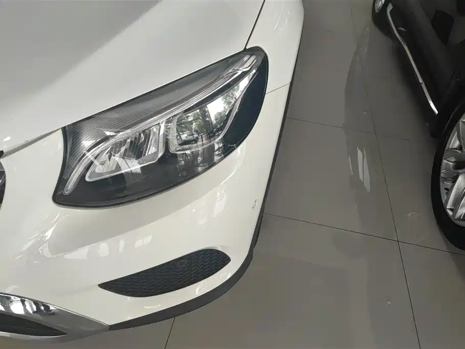 Mercedes-Benz GLC 2016 GLC 200 4MATIC фото 5