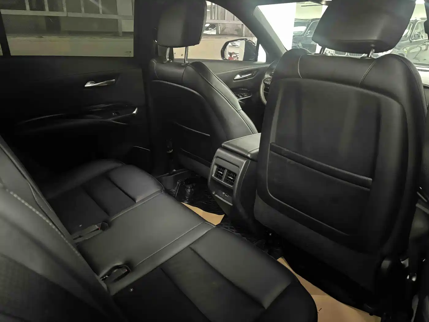 Cadillac XT4 2022 28T FWD Style фото 11