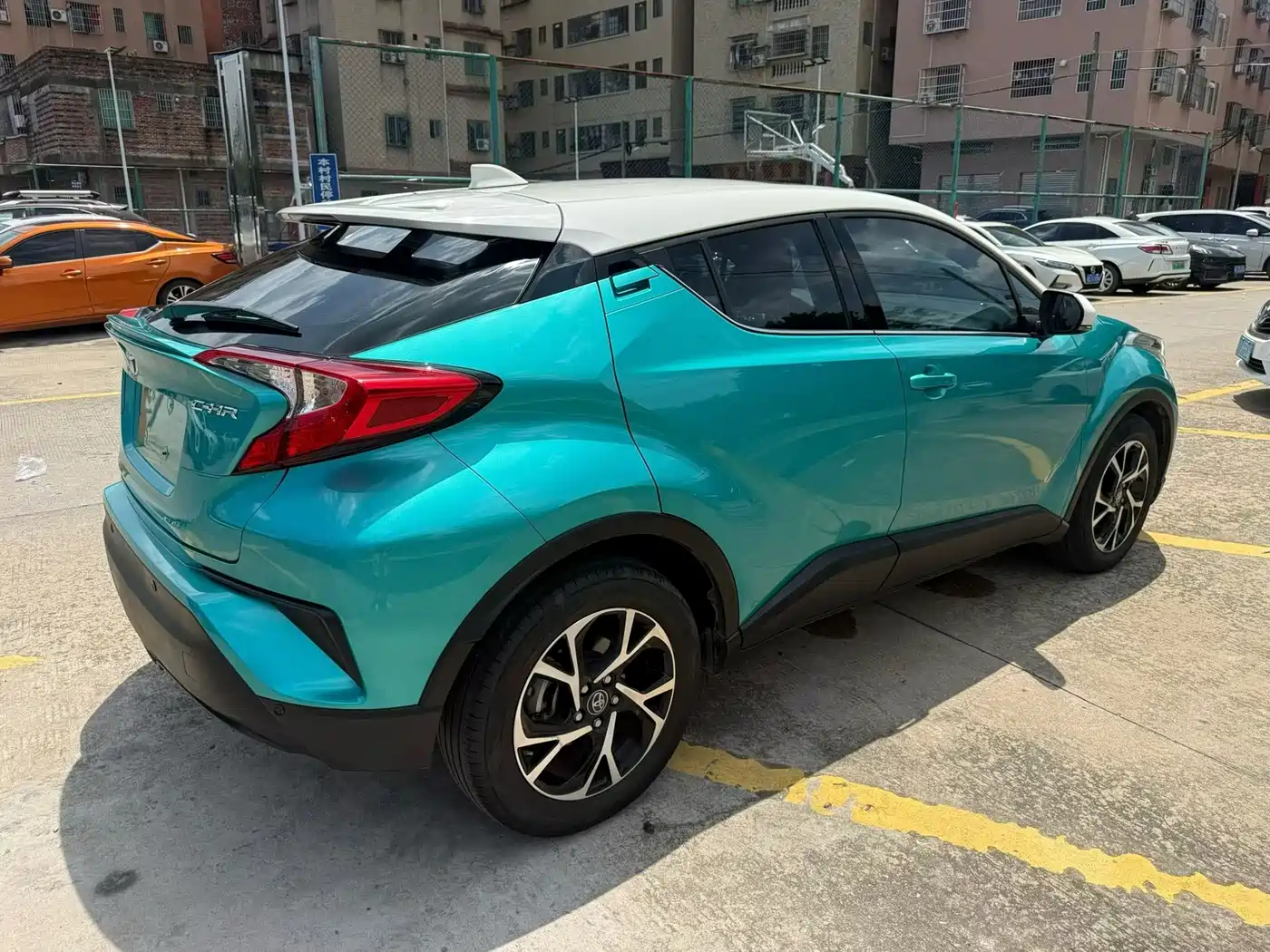 Toyota C-HR 2021 2020 2.0L Flagship Edition