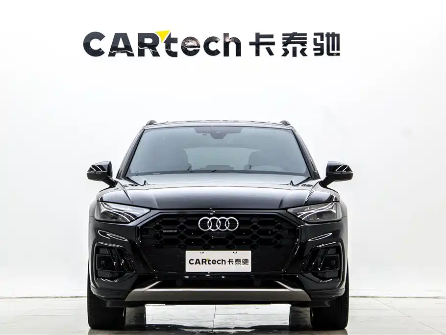 Audi Q5L 2024 Model 45 TFSI Luxury Dynamic фото 3