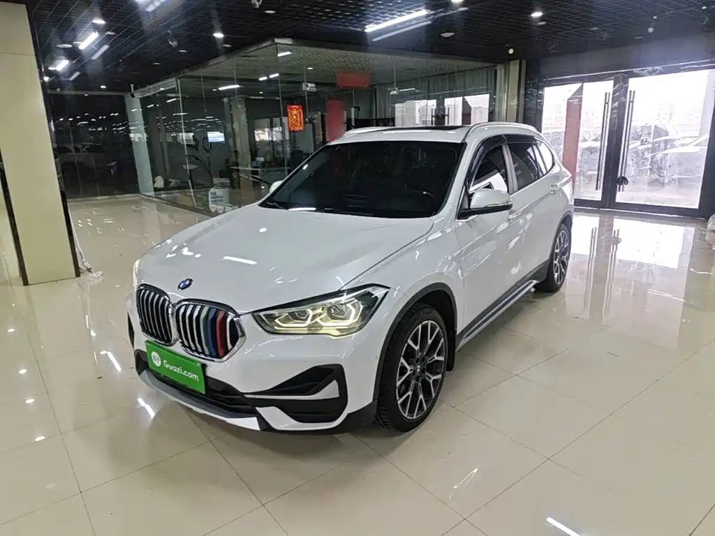 Фото 1 - BMW X1