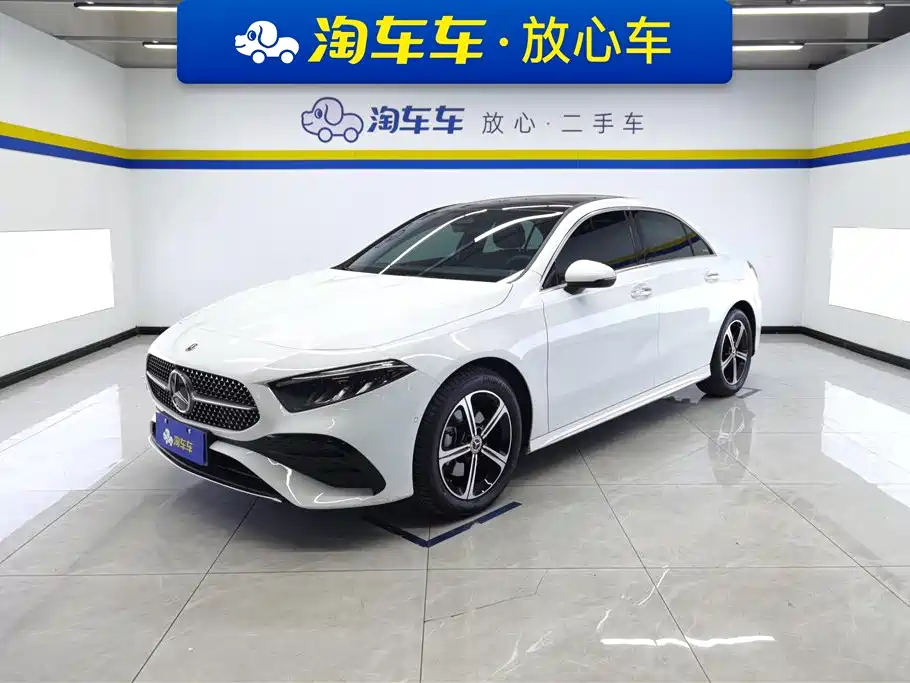 Mercedes-Benz A-Class 2024 Facelift A 200 L Fashion
