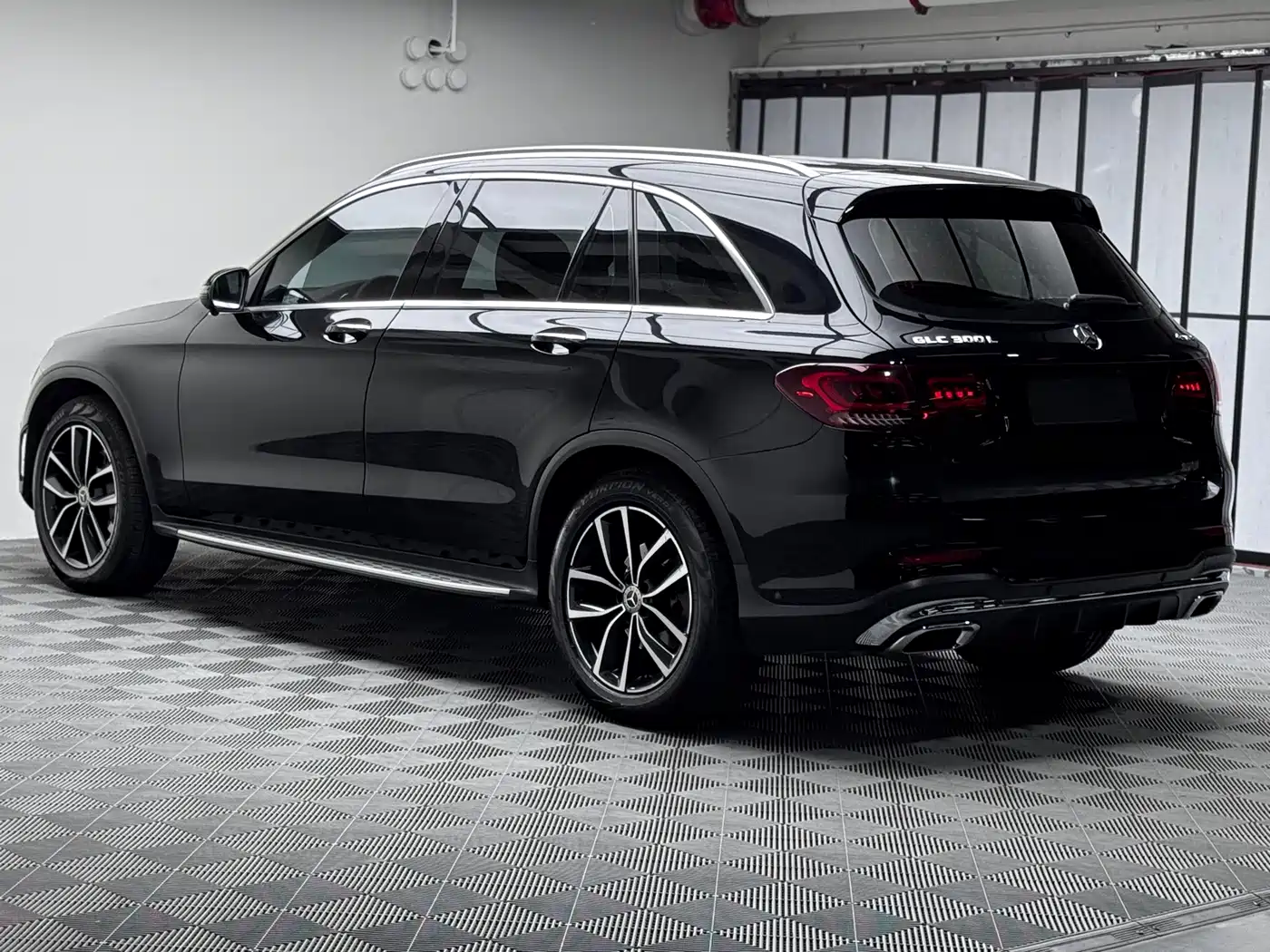 Mercedes-Benz GLC 2021 GLC 300 L 4MATIC Sporty фото 7