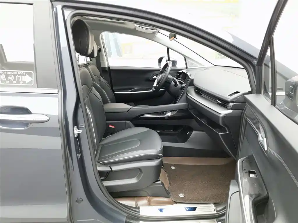 Hyundai Kustu 2024 270TGDi LUX Premium Edition фото 23