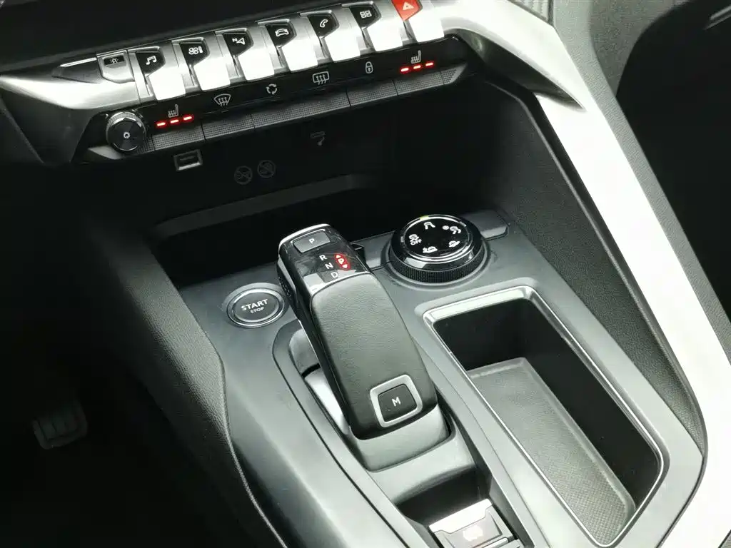 Peugeot 4008 2021 360THP Technology Edition фото 13