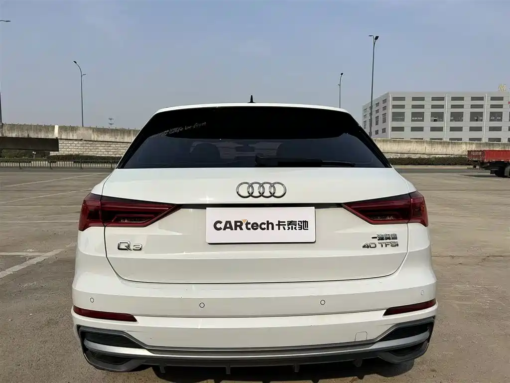 Audi Q3 2019 40 TFSI Fashion Dynamic фото 6