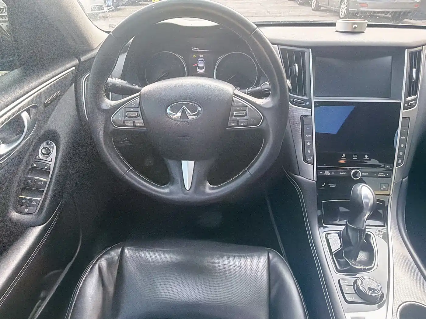 Фото 15 - Infiniti Q50