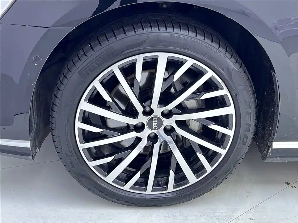 Audi A8 2024 Model A8L 50 TFSI quattro Premium Selection фото 11