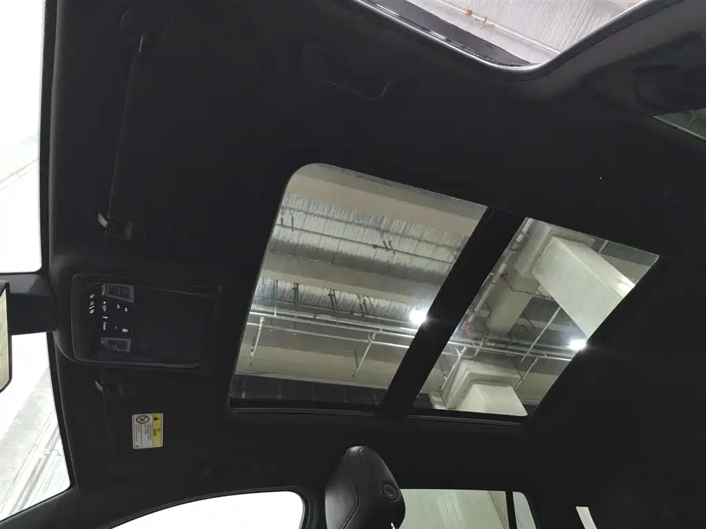 Cadillac XT6 2022 2.0T 6-Seater 4WD Luxury Edition фото 14