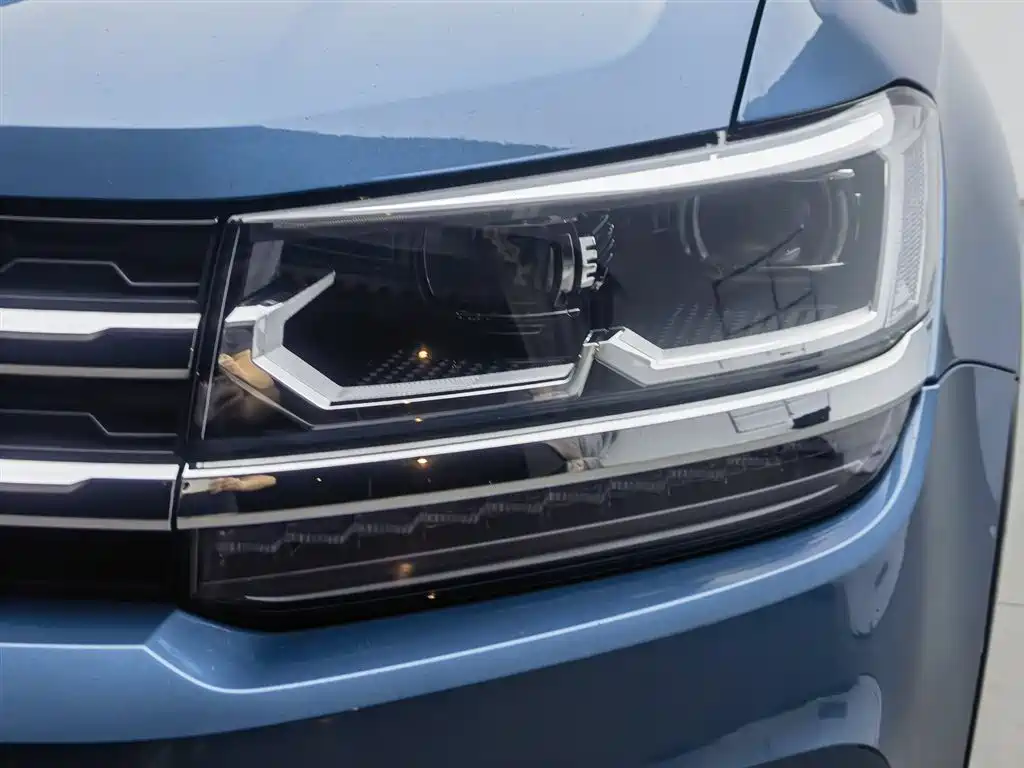 Volkswagen Tharu 2019 Model 330TSI 4WD Flagship Edition China VI фото 7