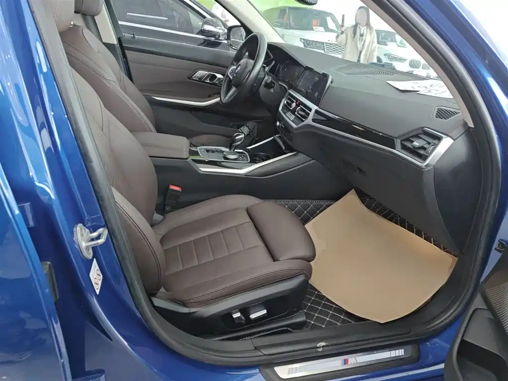 BMW 3 Series 2021 320Li M Sport Package фото 25